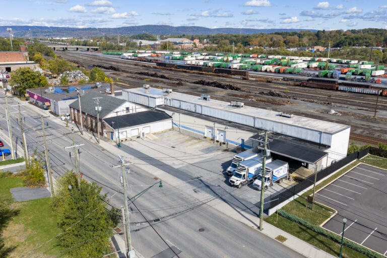 FROZEN STORAGE FACILITY w/COVERED DOCKS